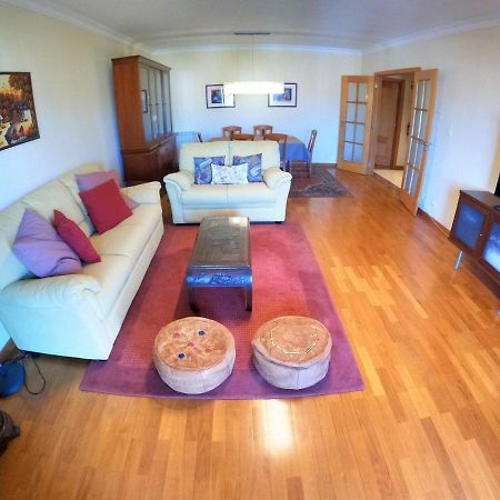 Lisbon 2 Bedroom Apartment With Balcony In 알제스 외부 사진