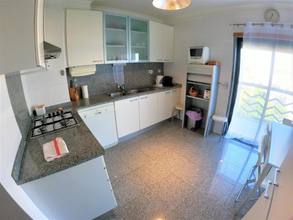 Lisbon 2 Bedroom Apartment With Balcony In 알제스 외부 사진