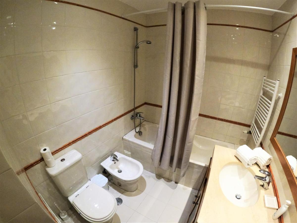 Lisbon 2 Bedroom Apartment With Balcony In 알제스 외부 사진