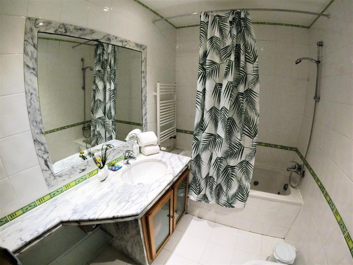 Lisbon 2 Bedroom Apartment With Balcony In 알제스 외부 사진