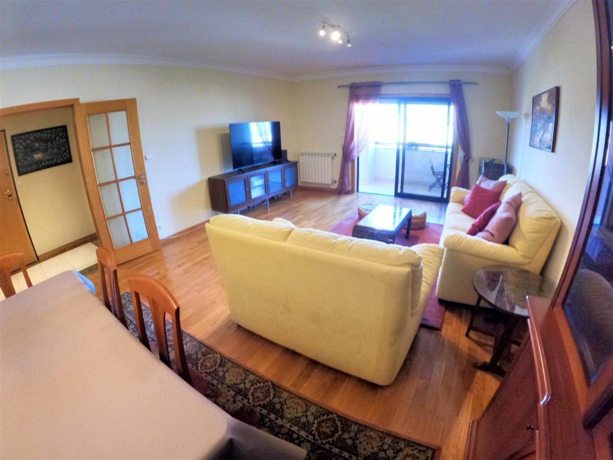 Lisbon 2 Bedroom Apartment With Balcony In 알제스 외부 사진