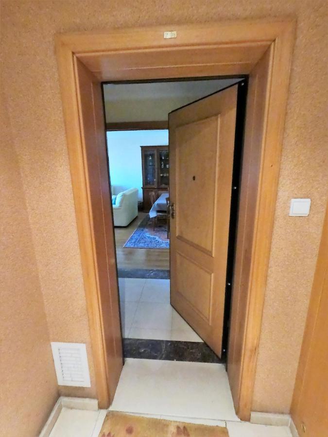 Lisbon 2 Bedroom Apartment With Balcony In 알제스 외부 사진